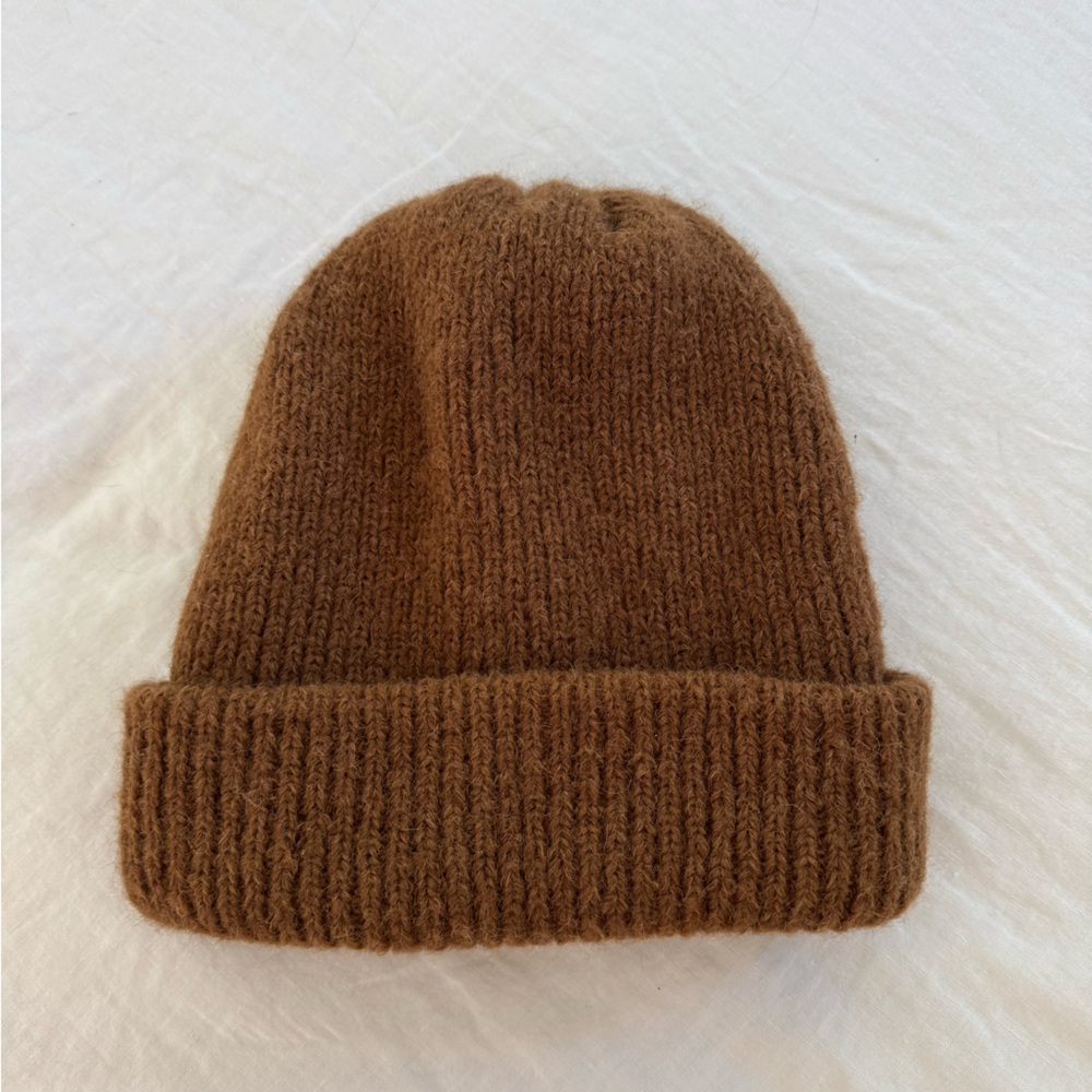 OZMA Brown Knit Hat